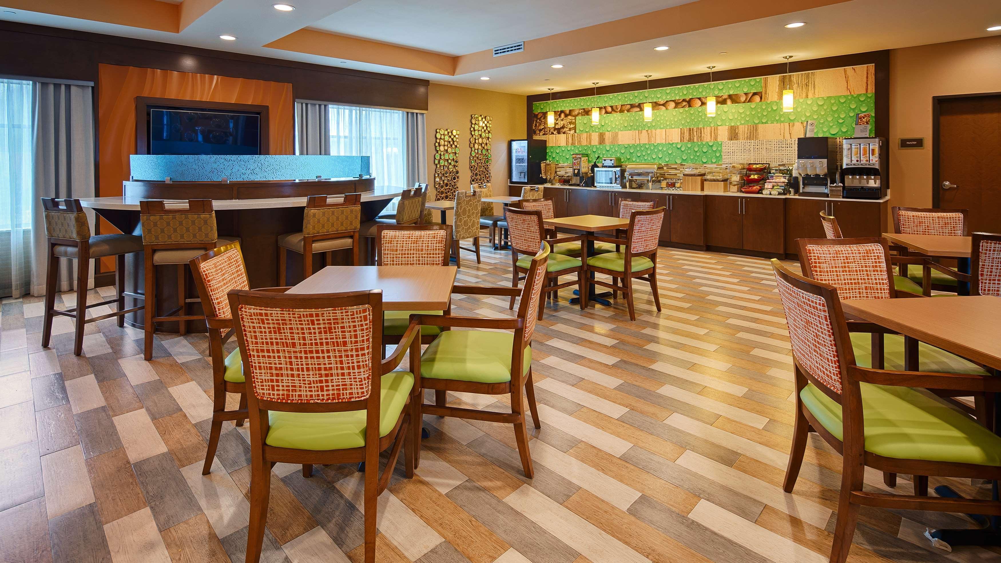 Best Western Plus Flatonia Inn Exterior foto